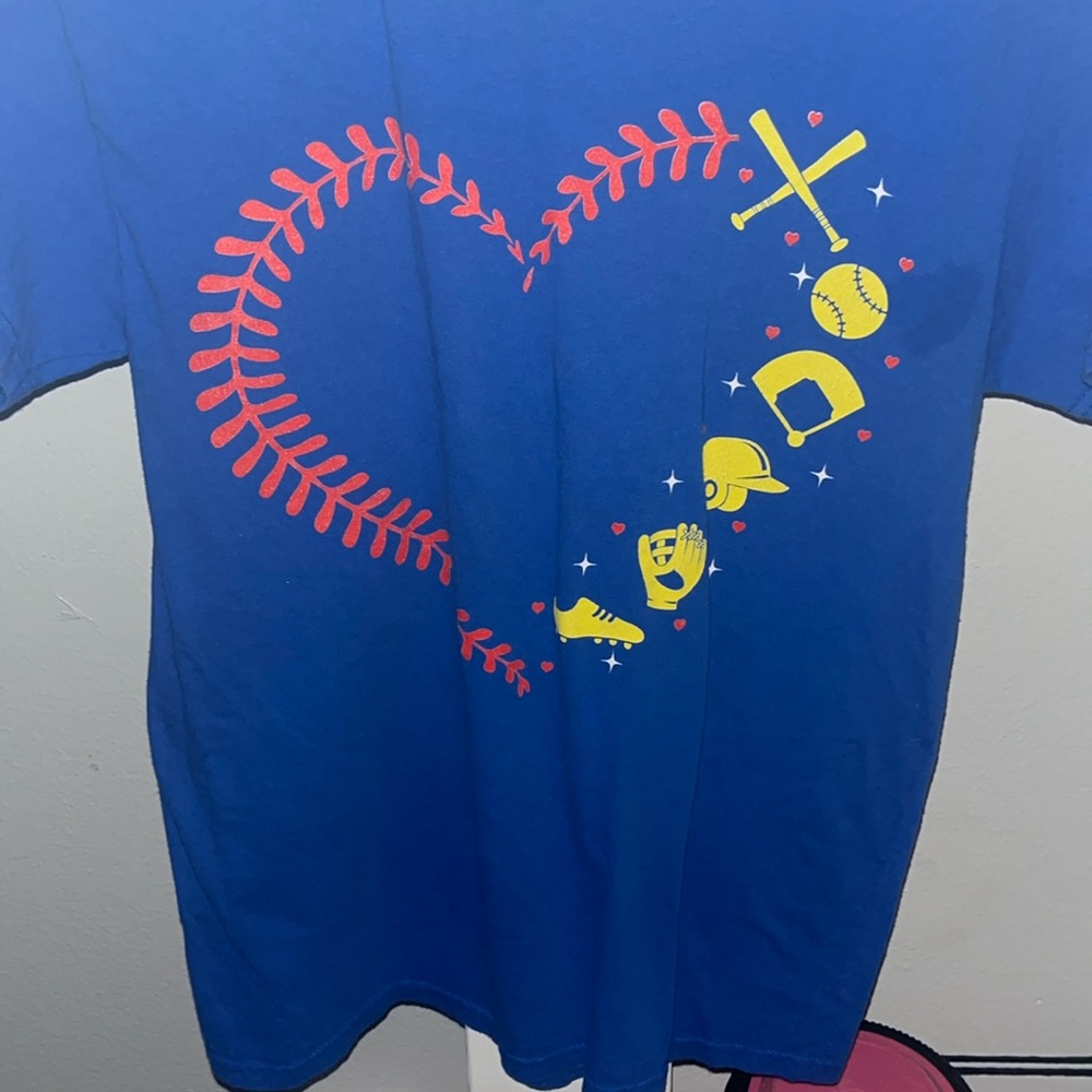 Gildan shirt